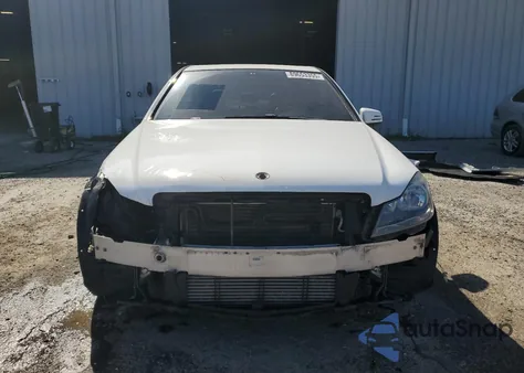 2014 Mercedes-Benz C 250 из США, поврежденный, VIN WDDGF4HB0EA945239